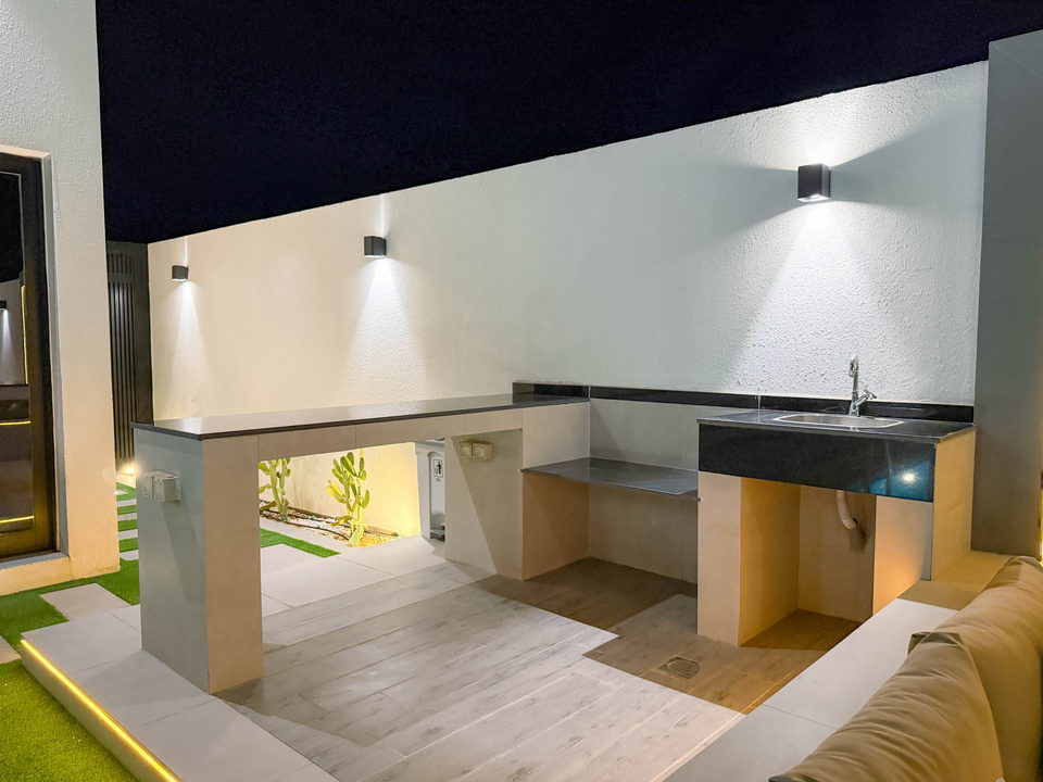 A21 landscape project by Vida Landscapes, Ajman — daytime view 16