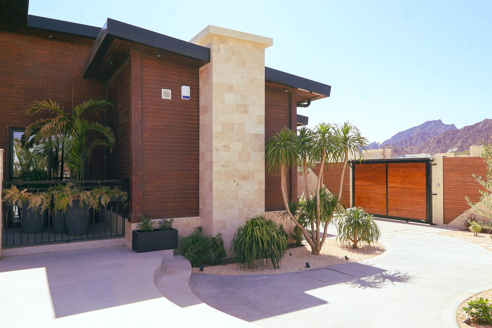 A22 landscape project by Vida Landscapes, Masfout — daytime view 38