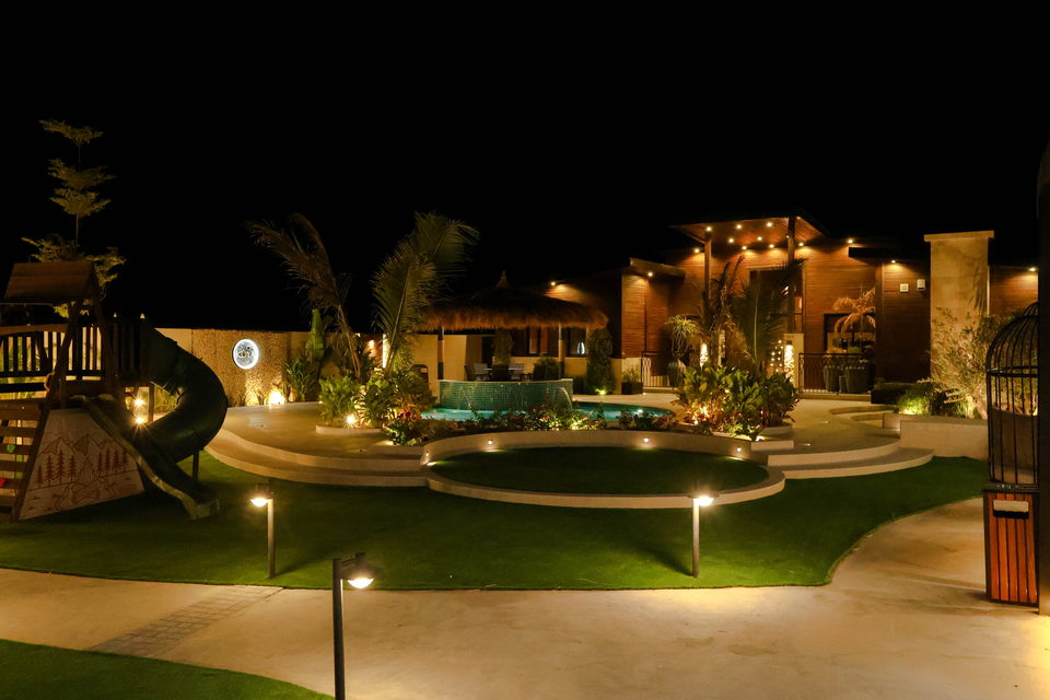 A22 landscape project by Vida Landscapes, Masfout — at night view 27