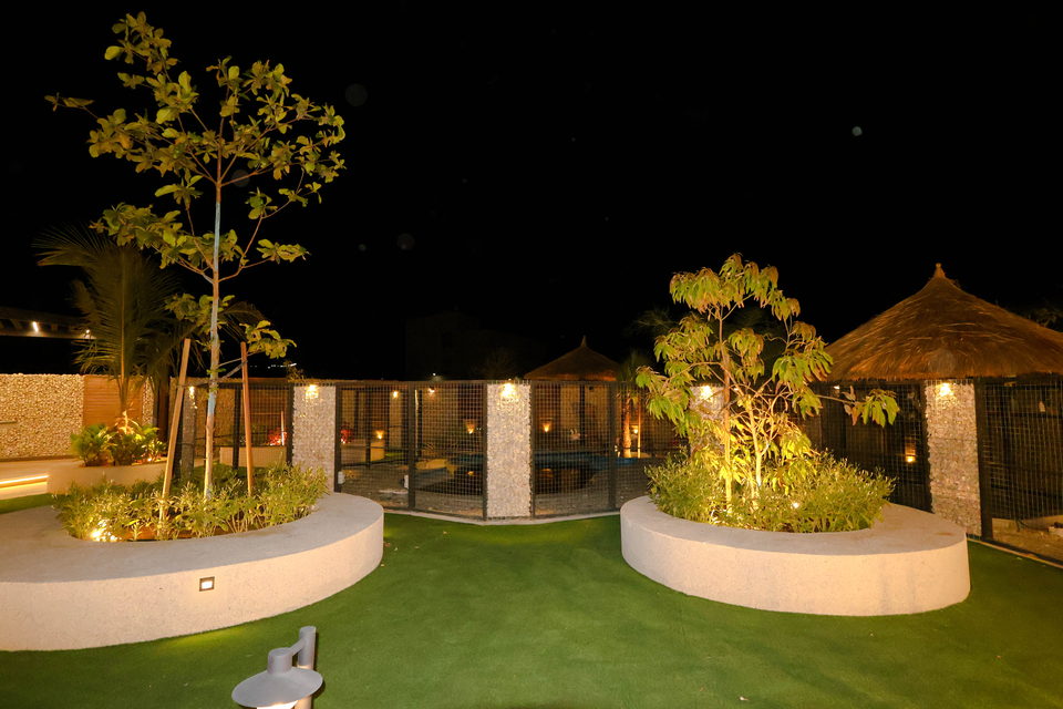 A22 landscape project by Vida Landscapes, Masfout — at night view 45