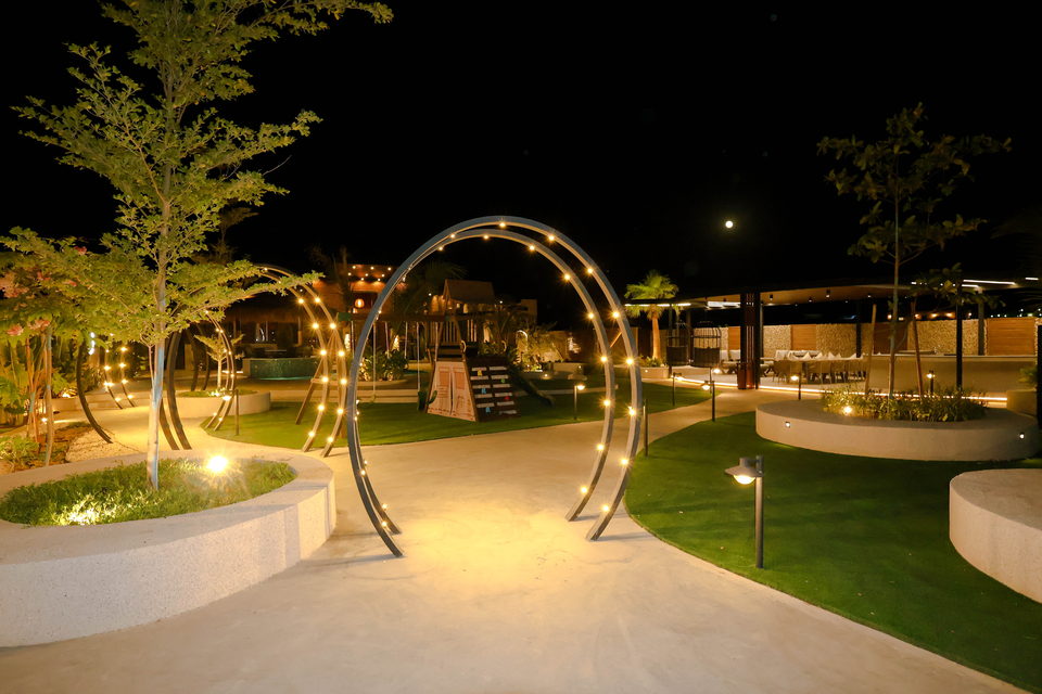 A22 landscape project by Vida Landscapes, Masfout — at night view 50