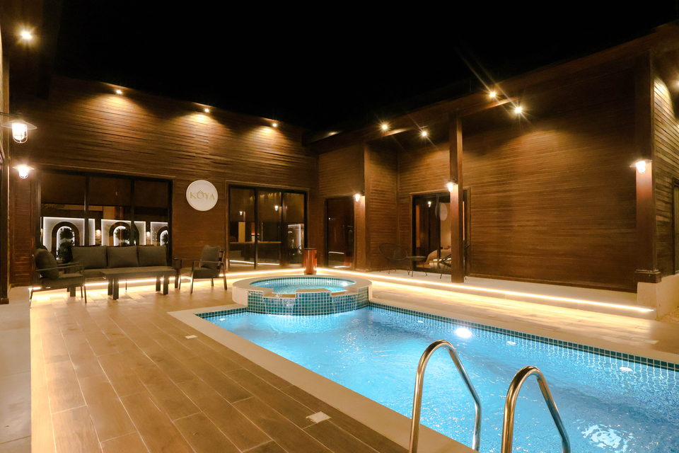 A22 landscape project by Vida Landscapes, Masfout — at night view 60