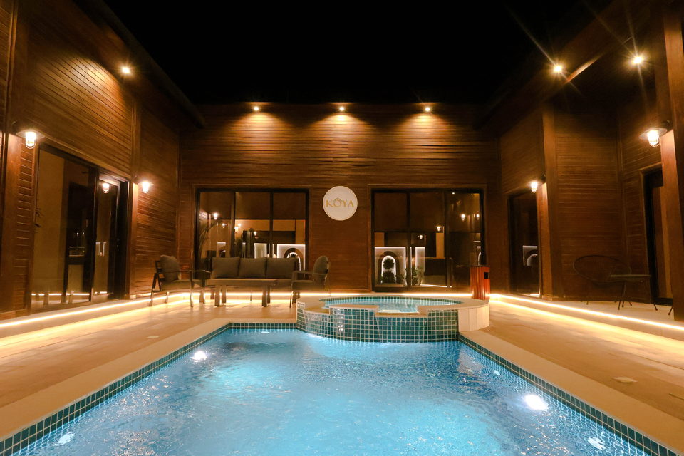 A22 landscape project by Vida Landscapes, Masfout — at night view 64