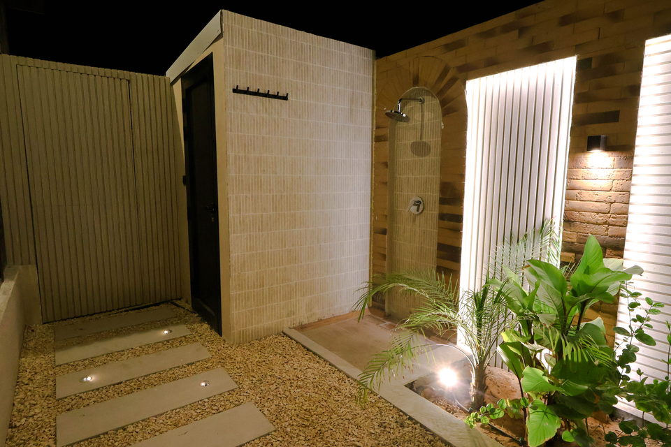 A22 landscape project by Vida Landscapes, Masfout — at night view 65