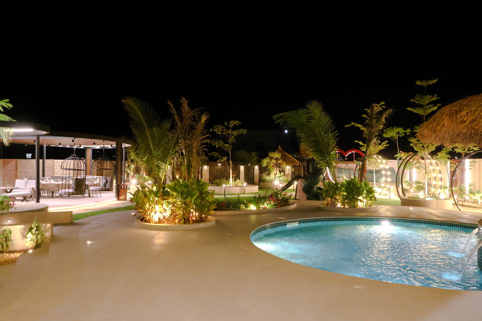 A22 landscape project by Vida Landscapes, Masfout — at night view 86
