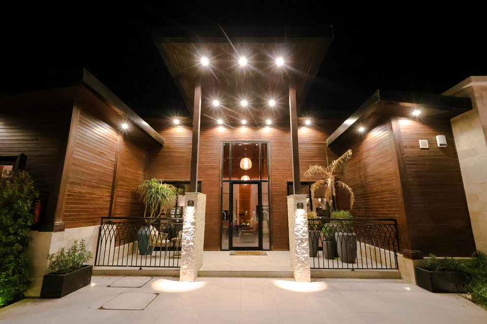A22 landscape project by Vida Landscapes, Masfout — at night view 119