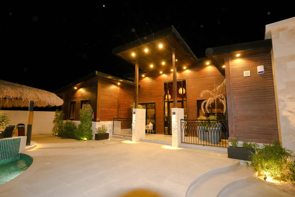 A22 landscape project by Vida Landscapes, Masfout — at night view 121