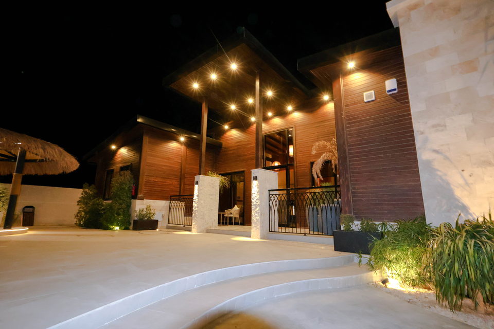 A22 landscape project by Vida Landscapes, Masfout — at night view 124
