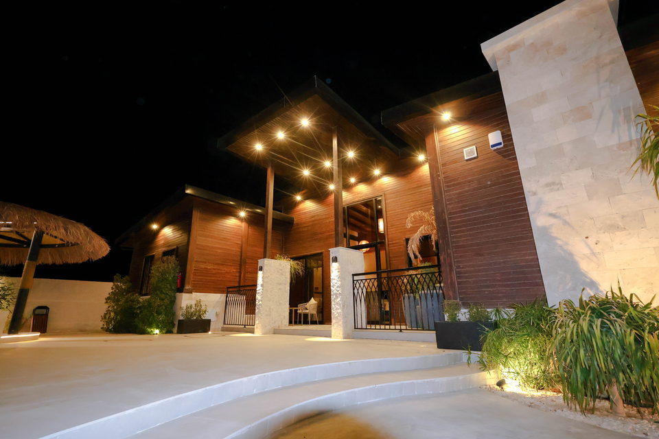 A22 landscape project by Vida Landscapes, Masfout — at night view 125