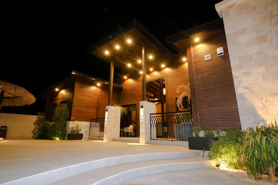 A22 landscape project by Vida Landscapes, Masfout — at night view 126