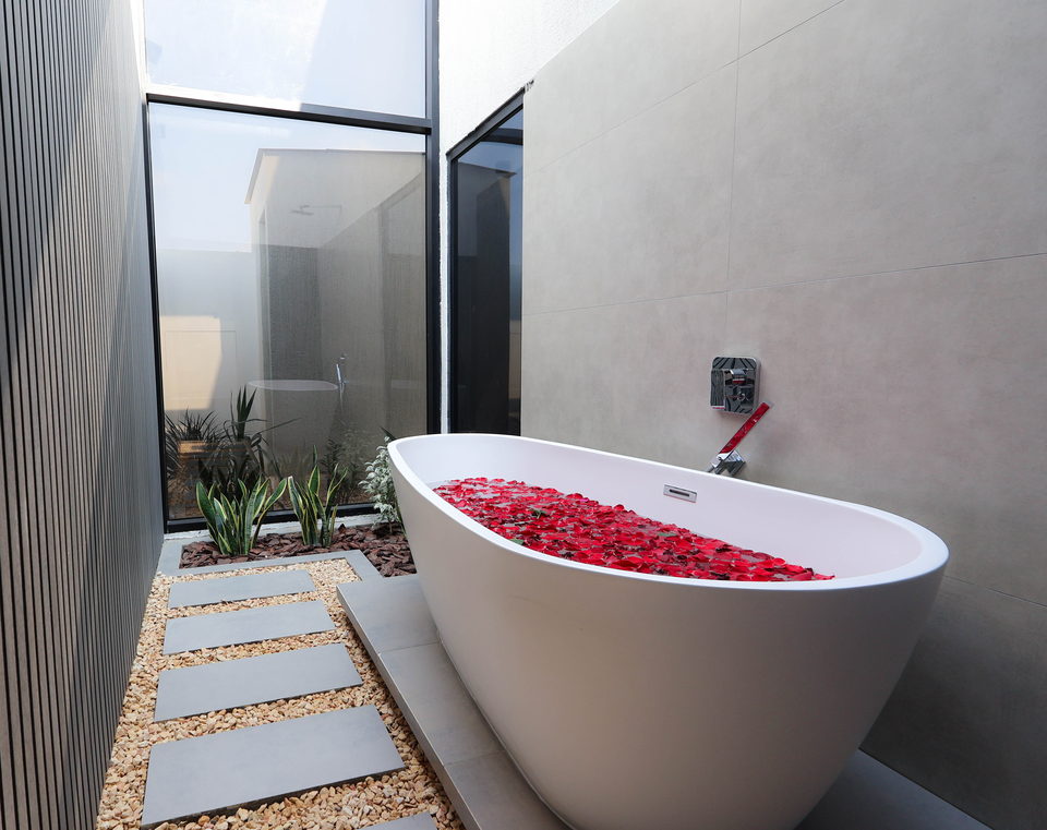 A27 landscape project by Vida Landscapes, Masfout, Ajman — daytime view 1