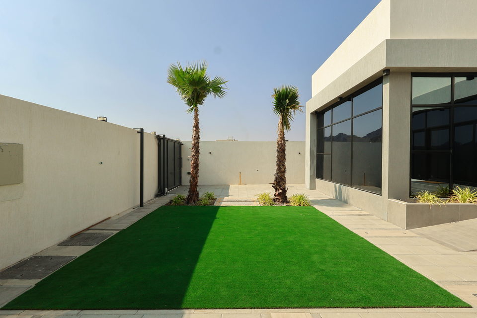 A27 landscape project by Vida Landscapes, Masfout, Ajman — daytime view 19