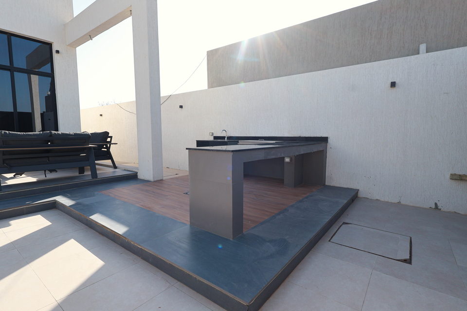A29 landscape project by Vida Landscapes, Ajman — daytime view 7