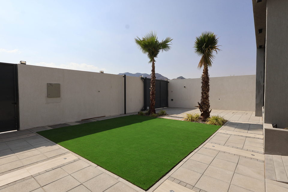 A31 landscape project by Vida Landscapes, Ajman — daytime view 9