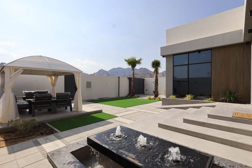 A31 landscape project by Vida Landscapes, Ajman — daytime view 13