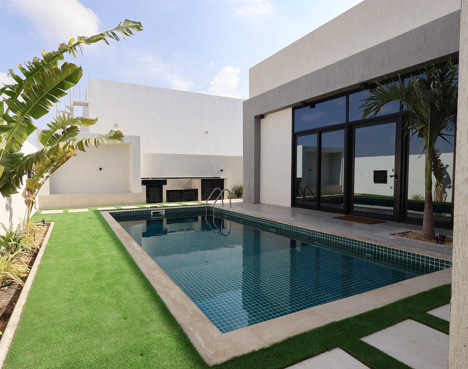 A31 landscape project by Vida Landscapes, Ajman — daytime view 27
