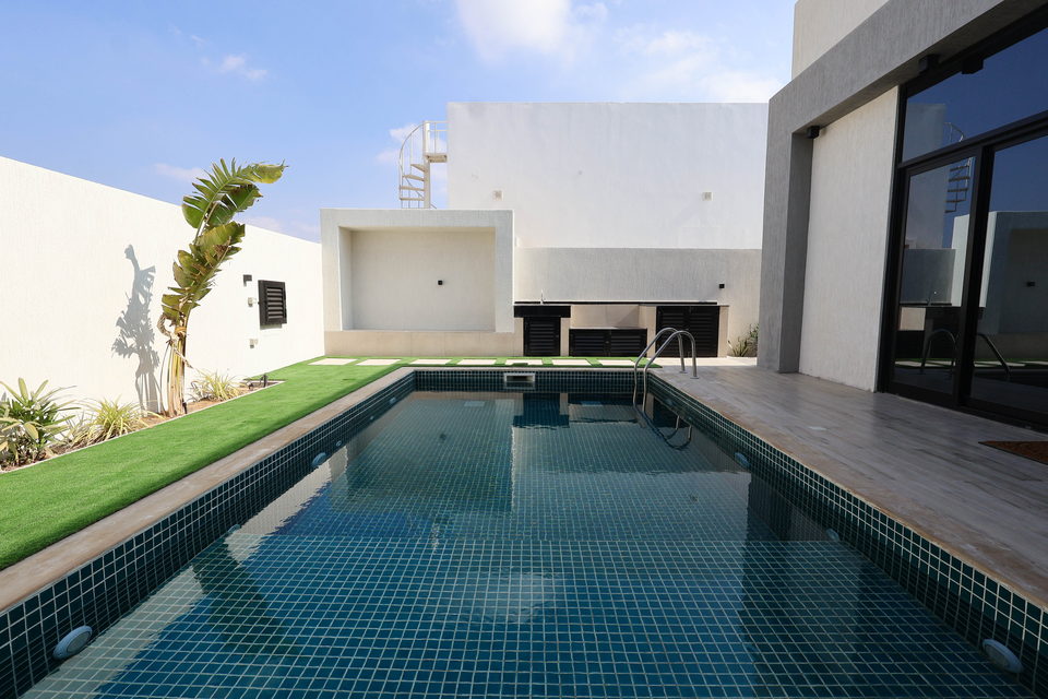 A31 landscape project by Vida Landscapes, Ajman — daytime view 33