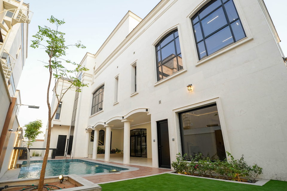 Cover photograph of Vida Landscapes project A42, Ajman