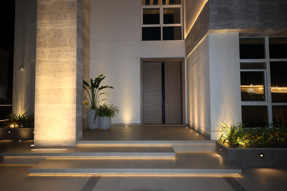 R-40 landscape project by Vida Landscapes — photography view 1