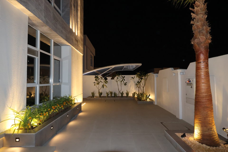 R-40 landscape project by Vida Landscapes — photography view 2