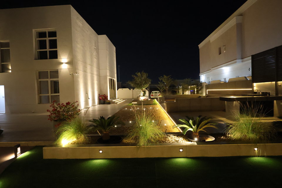 R-40 landscape project by Vida Landscapes — photography view 19