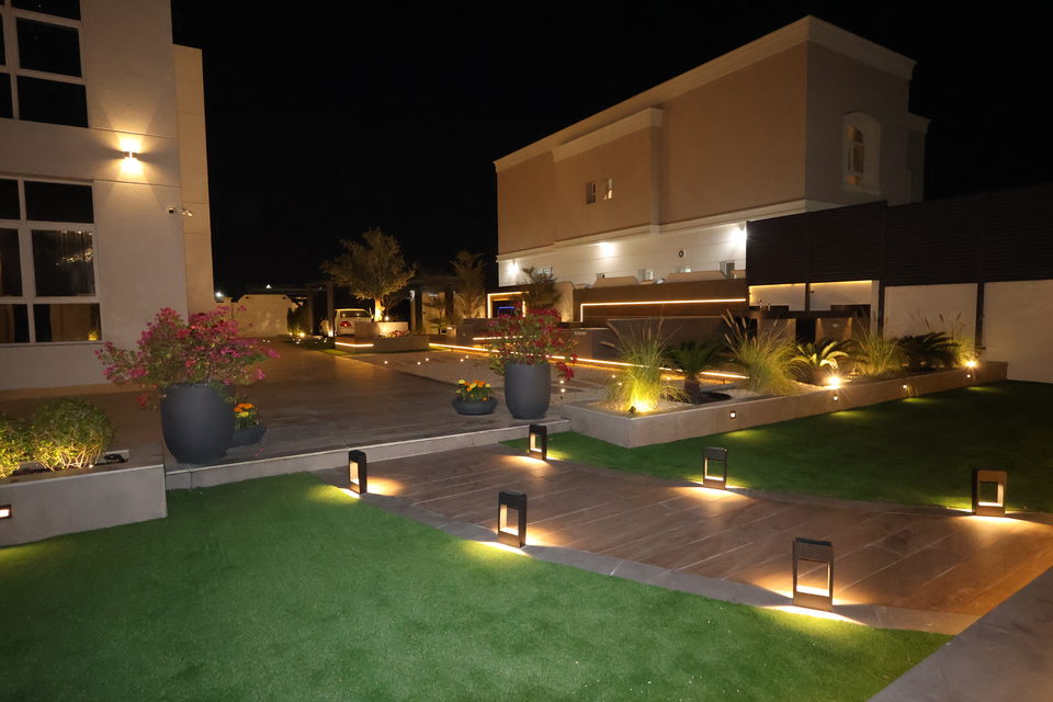 R-40 landscape project by Vida Landscapes — photography view 21