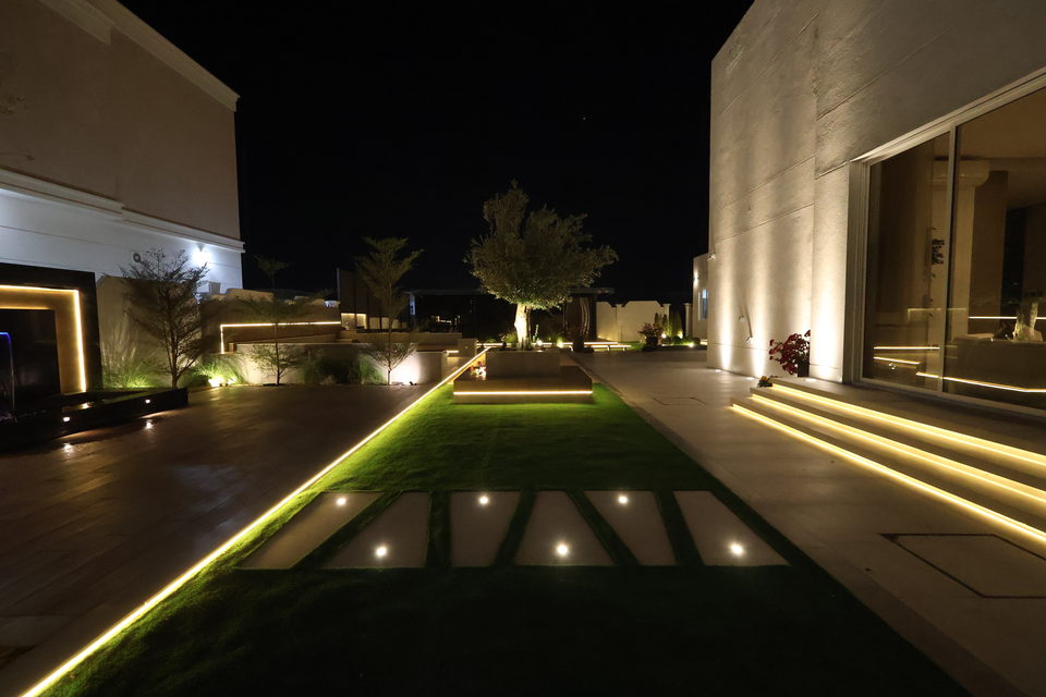 R-40 landscape project by Vida Landscapes — photography view 27